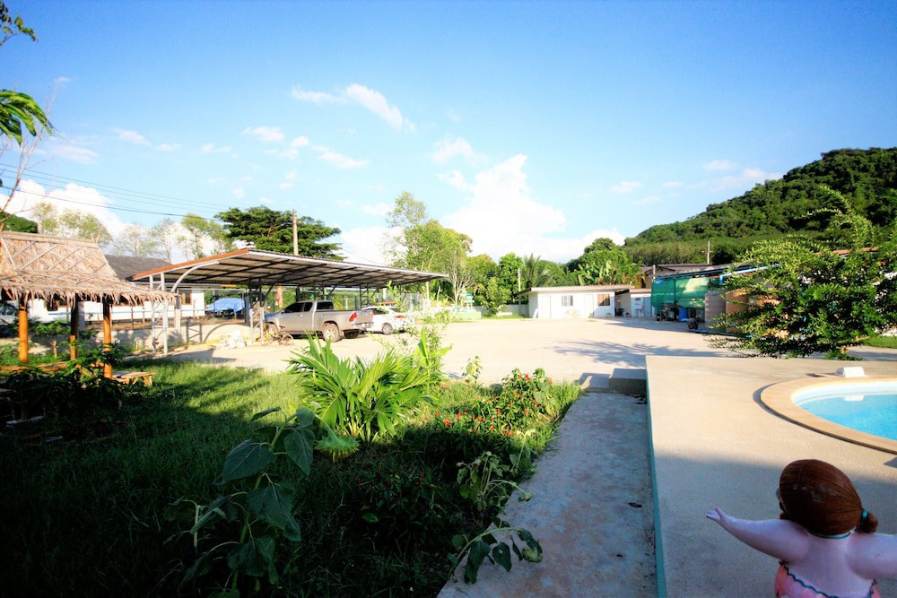 Baanpoonana
