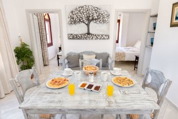 Aspalathos Suites