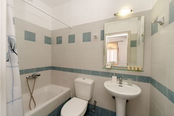 Aspalathos Suites