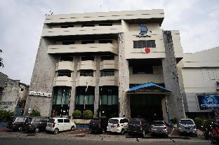 Adika Hotel Bahtera