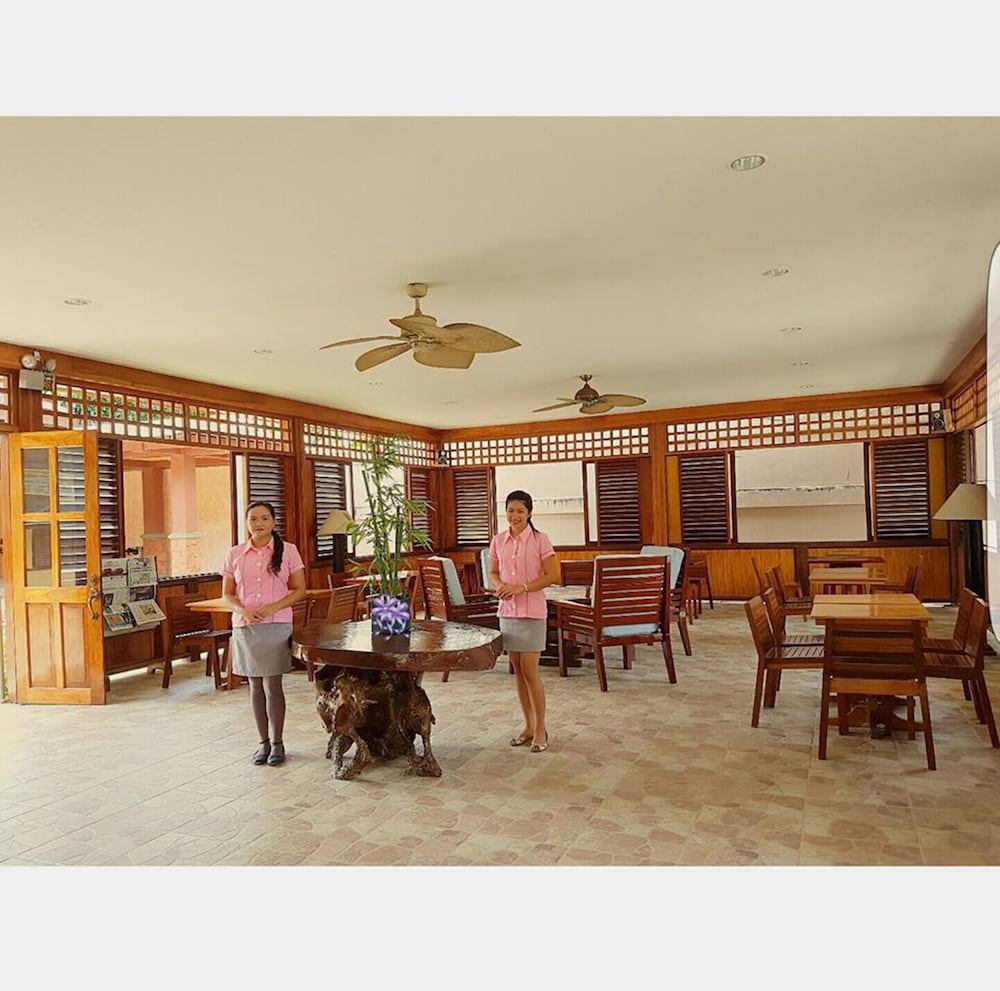 Boro Bay Hotel