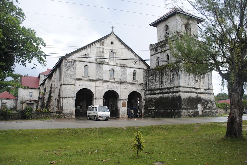 Panglao Island Inn - Hostel