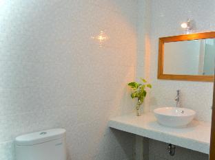 Blue Coral Inn