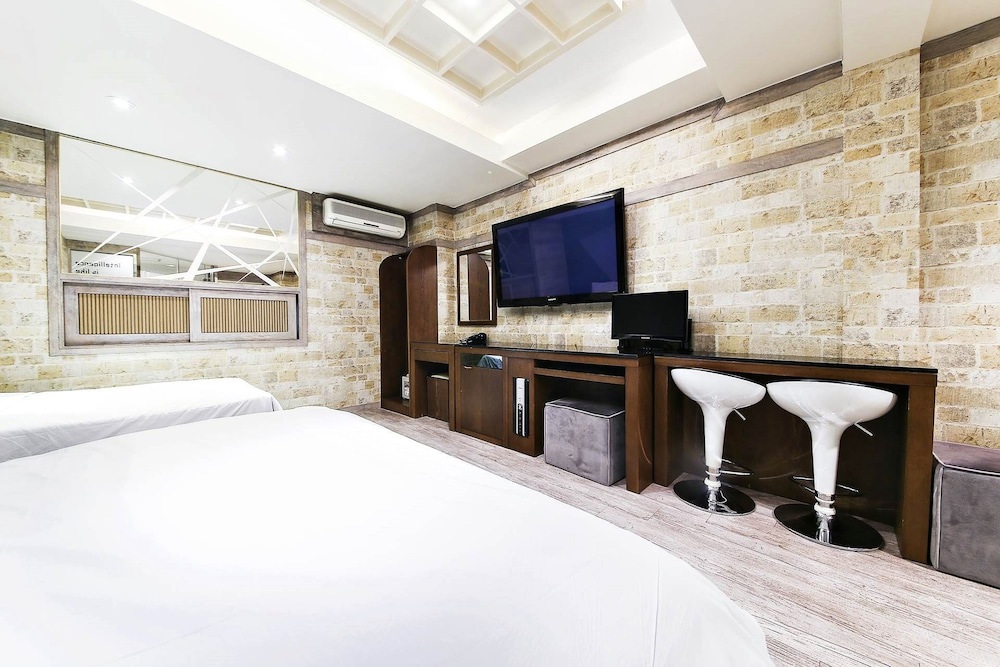 Bundang Regency Hotel