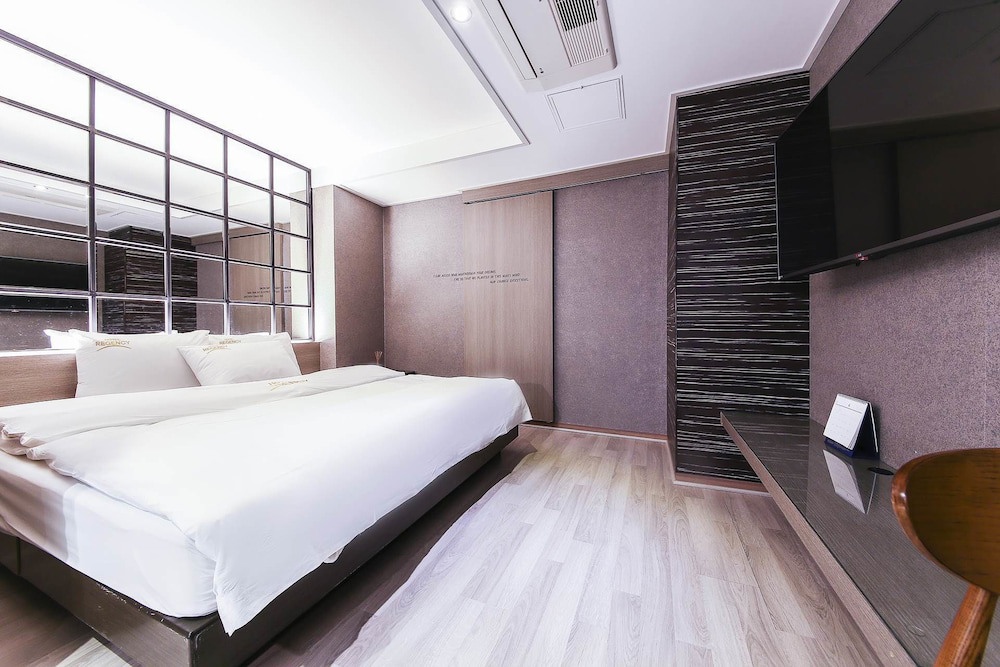 Bundang Regency Hotel