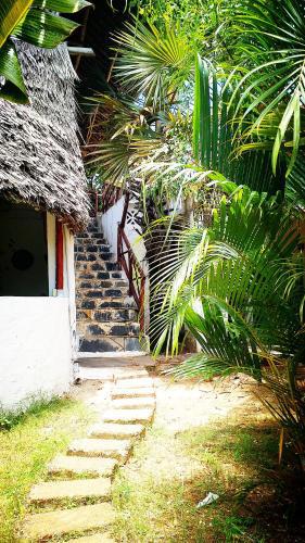 Diani Hostel
