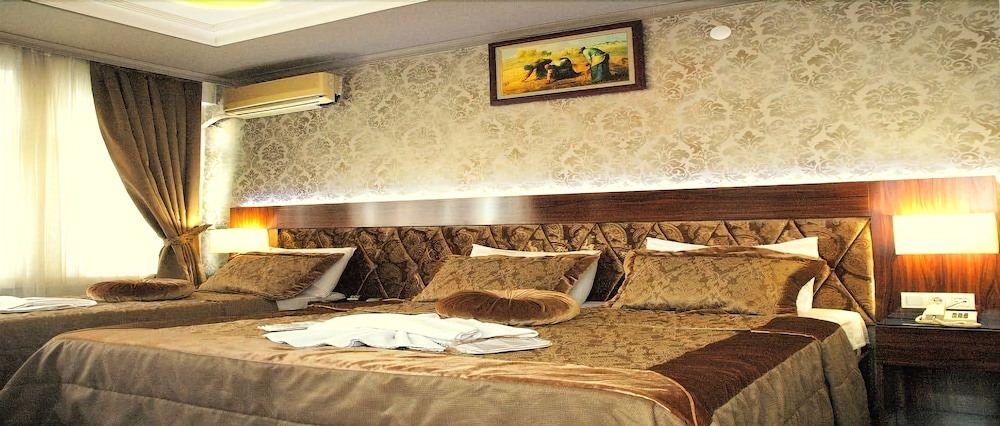 Elit Palace Hotel