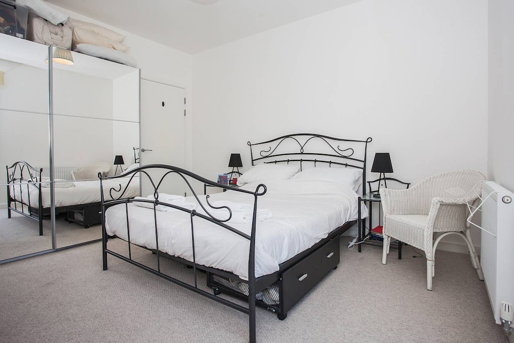 Fantastic Modern 2 Bedroom Flat In Lambeth