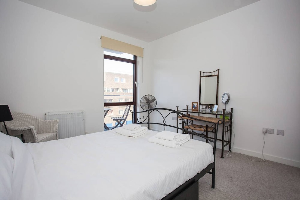 Fantastic Modern 2 Bedroom Flat In Lambeth