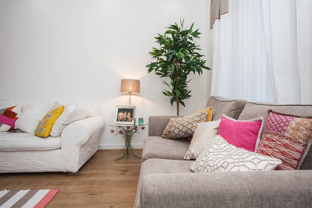 Fantastic Modern 2 Bedroom Flat In Lambeth