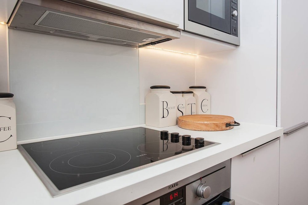 Fantastic Modern 2 Bedroom Flat In Lambeth
