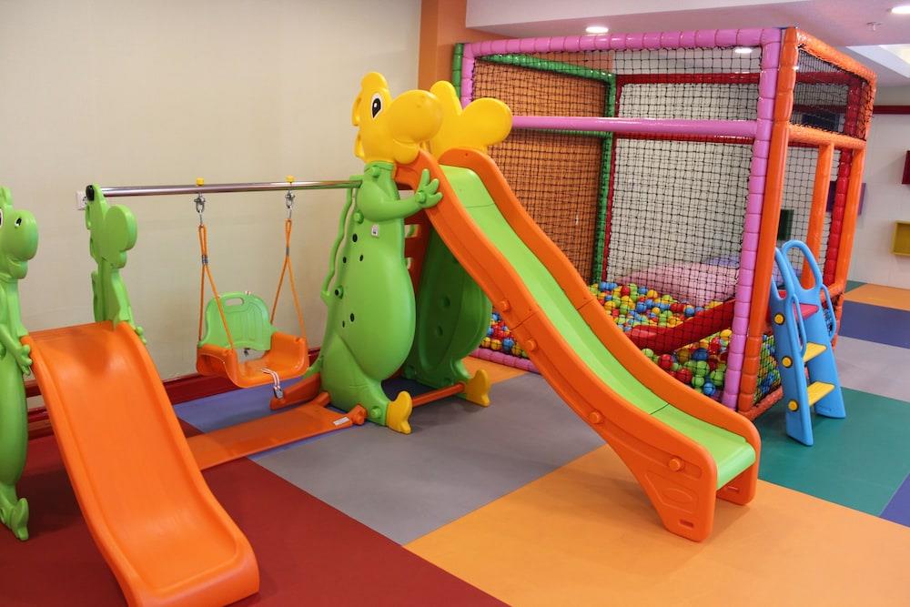 Children’s Play Area - Indoor