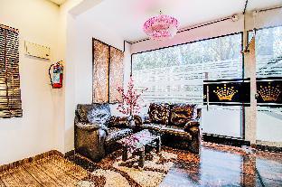 Fabhotel Corporate Crown