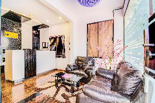 Fabhotel Corporate Crown