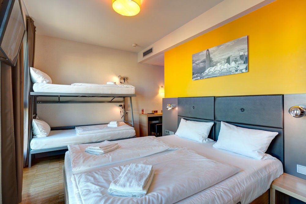 MEININGER Hotel Frankfurt/Main Messe galeri fotoğrafı