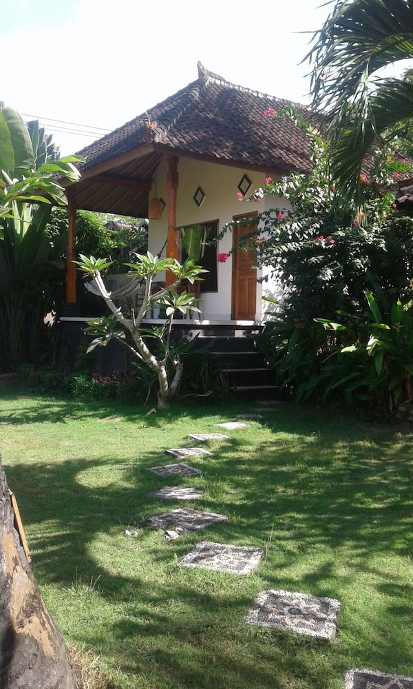 Frangipani Inn & Restaurant
