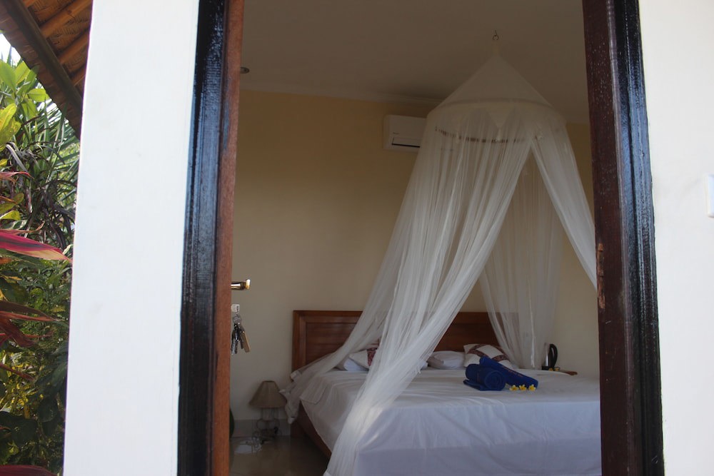 Frangipani Inn & Restaurant
