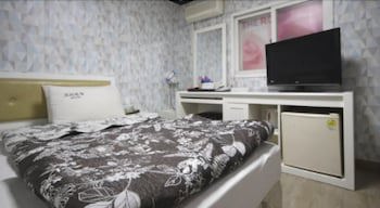 Dream Of City Motel