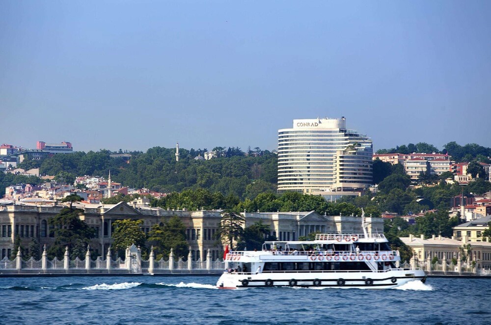 Conrad Istanbul Bosphorus fotoğrafı