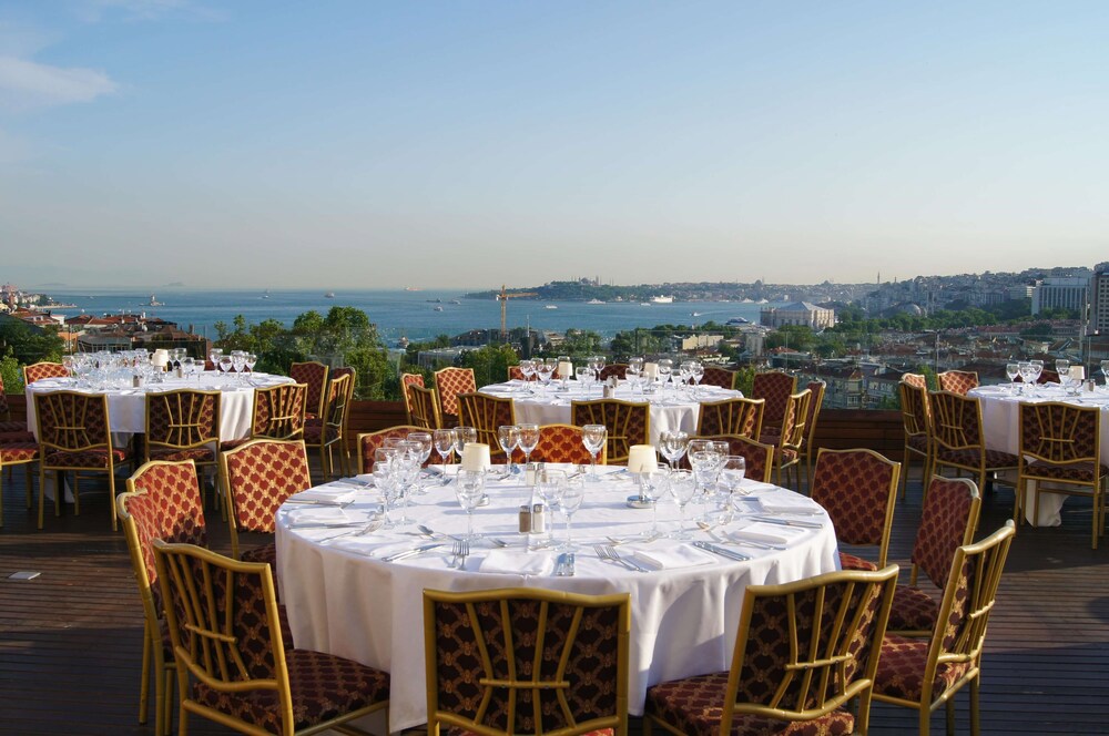 Conrad Istanbul Bosphorus galeri fotoğrafı