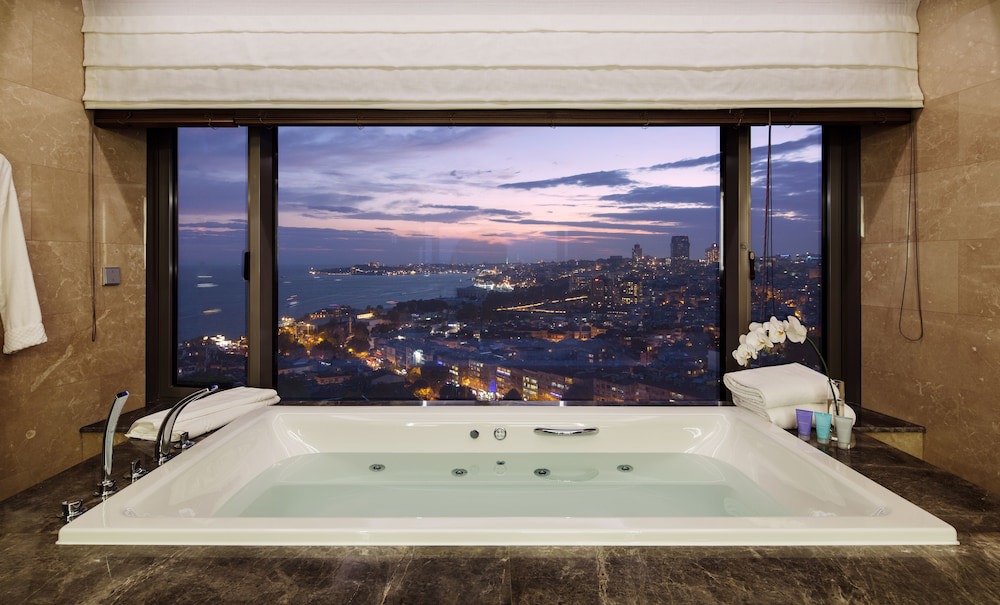 Conrad Istanbul Bosphorus galeri fotoğrafı