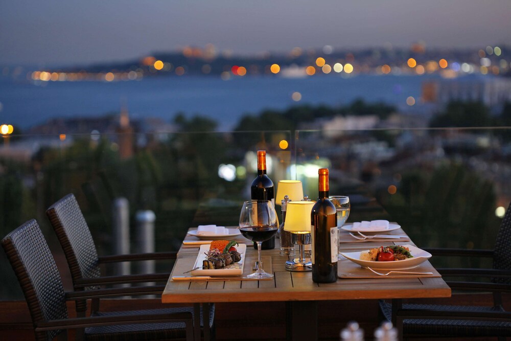 Conrad Istanbul Bosphorus galeri fotoğrafı