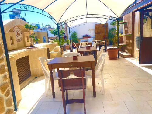 Kipros Accommodation