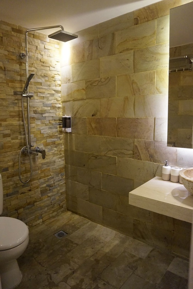 Cosmy Orchard Apartment
