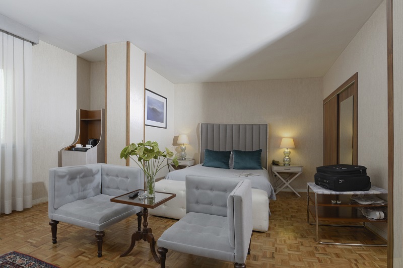 Ferdowsi Grand Hotel
