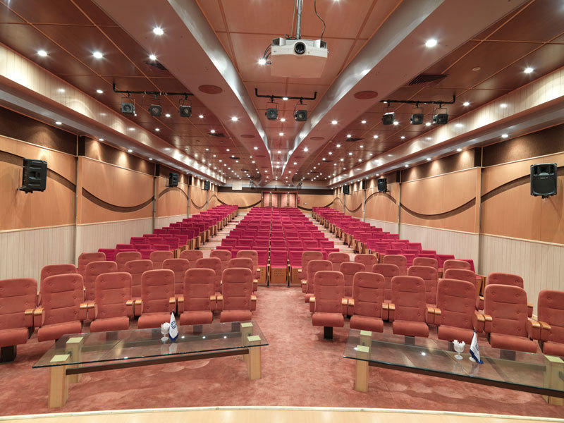 Ferdowsi Grand Hotel