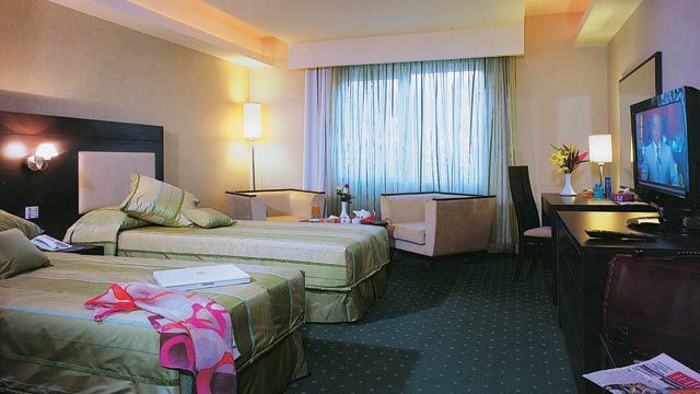 Parsian Evin Hotel