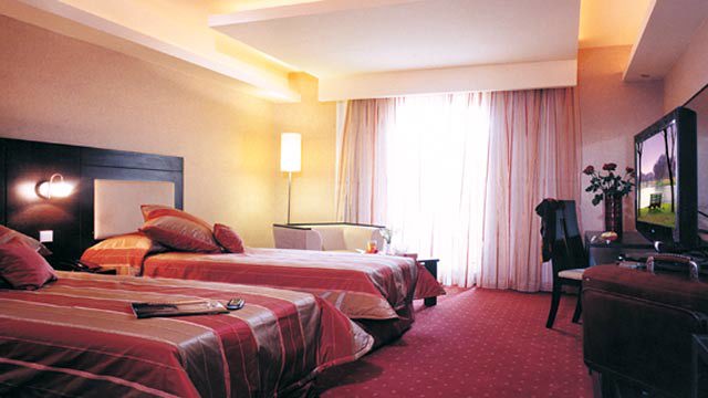 Parsian Evin Hotel