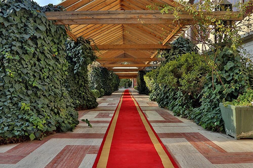 Homa Hotel