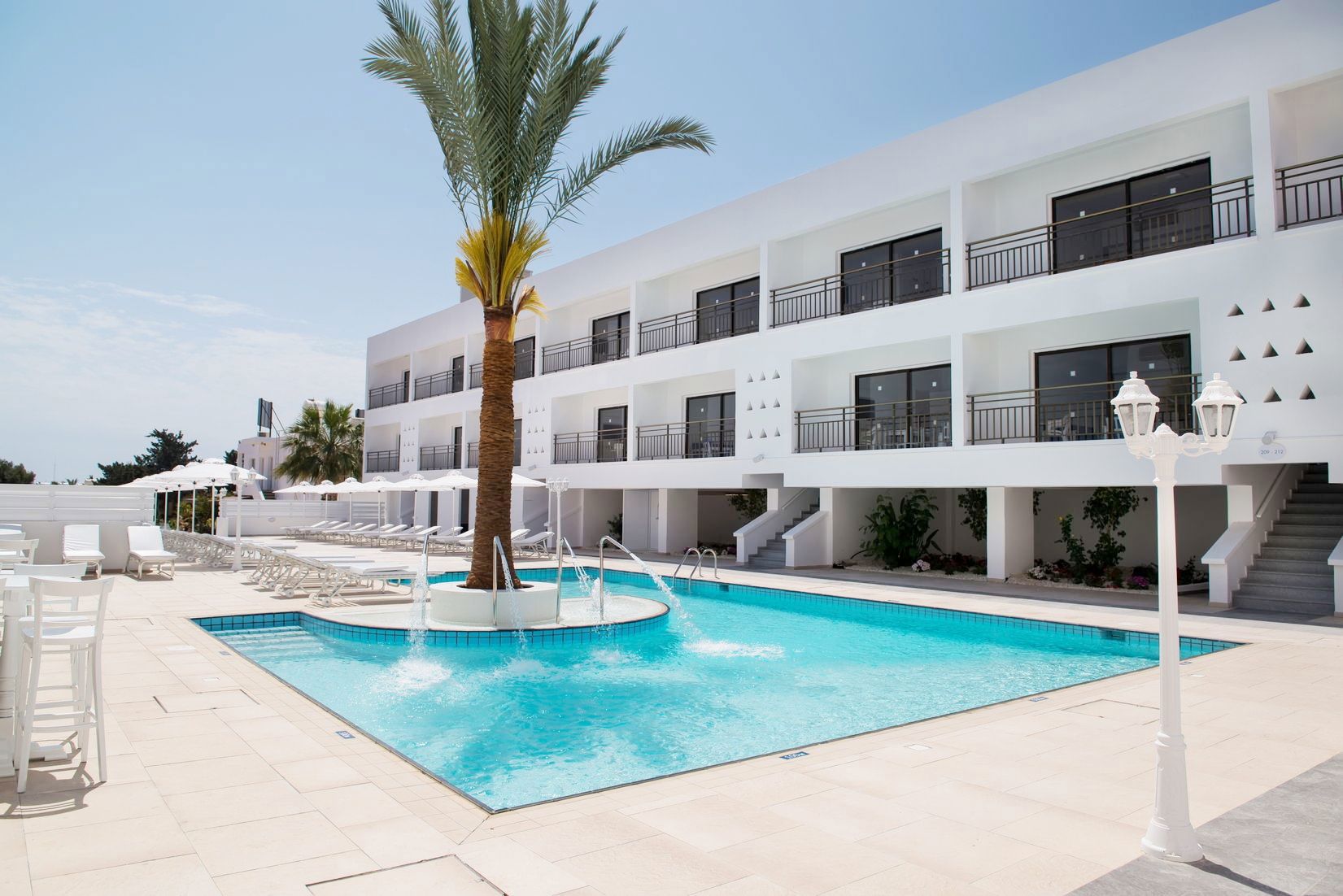 Liquid Hotel Apartments