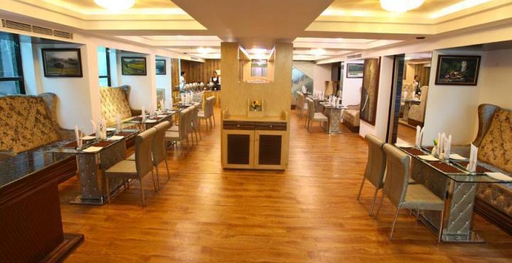 Hotel Tigers Roare'