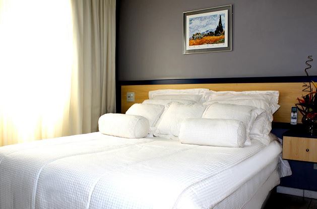 La Defense Apart Hotel