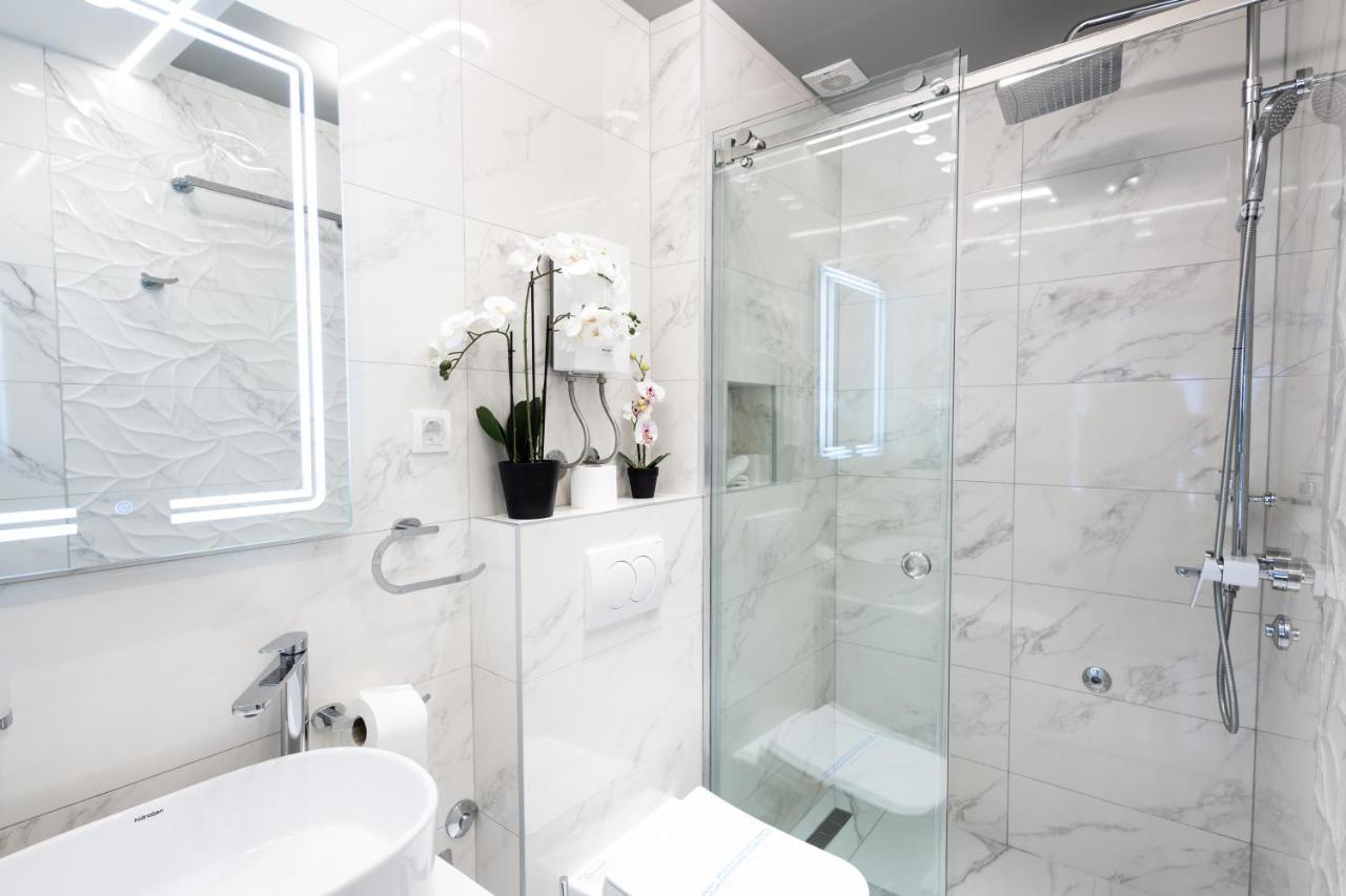 Garni Hotel Lotos
