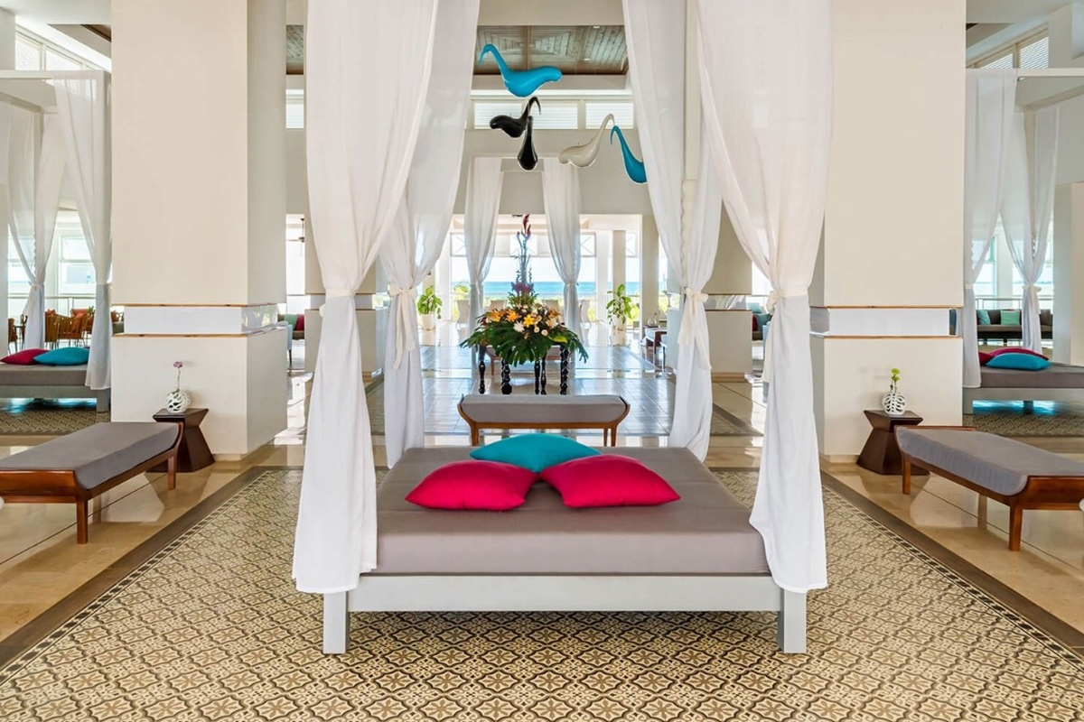 Roc Casa Del Mar