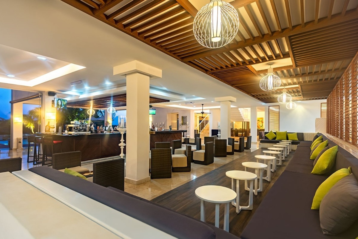Roc Casa Del Mar
