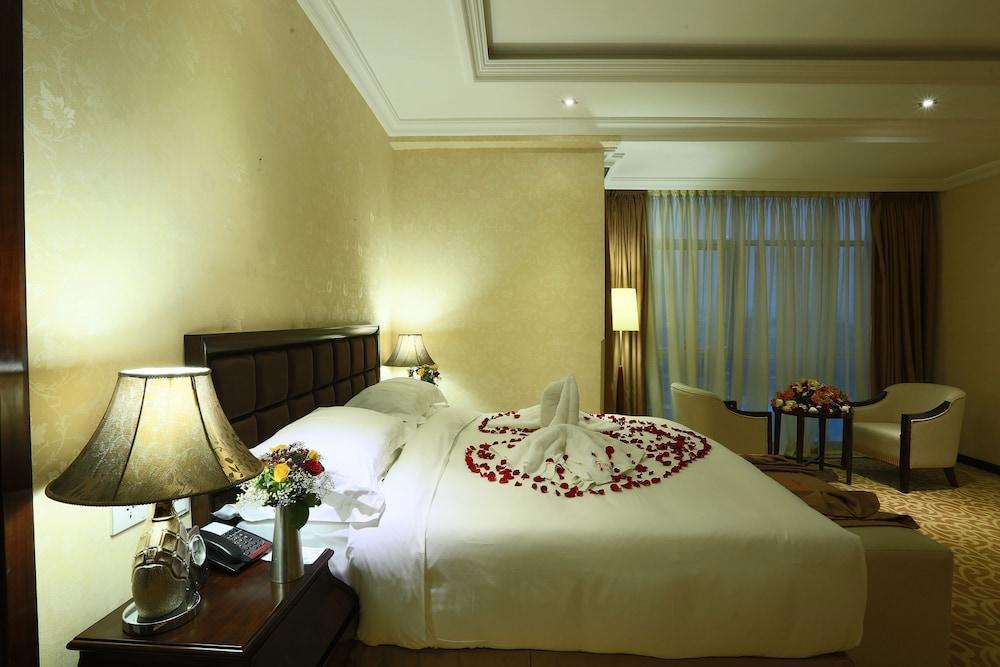 Capital Hotel And Spa