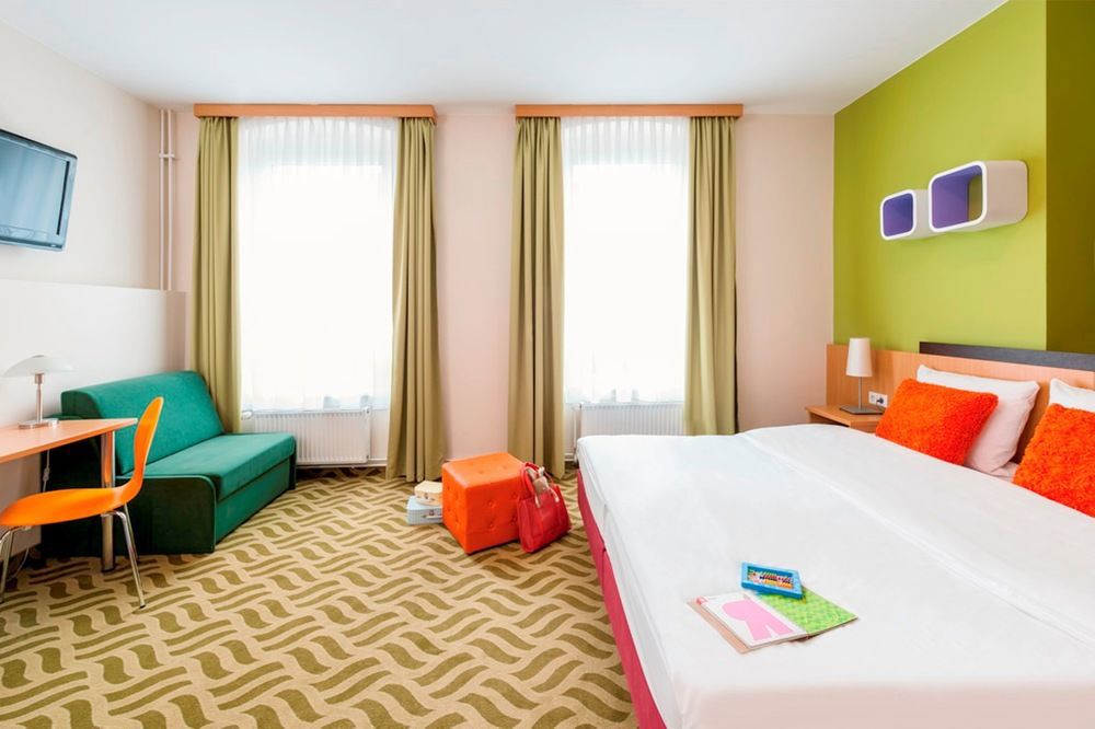 Ibis Styles Berlin City Ost fotoğrafı