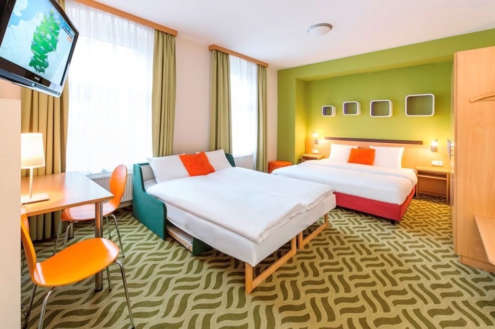 Ibis Styles Berlin City Ost fotoğrafı