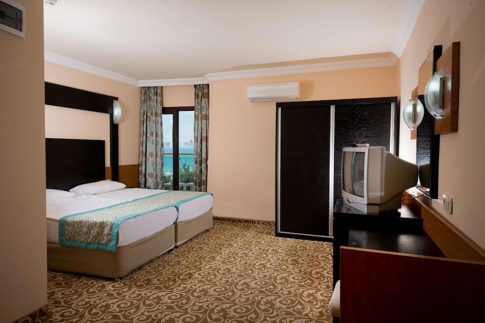 Mc Mahberi Beach Hotel galeri fotoğrafı