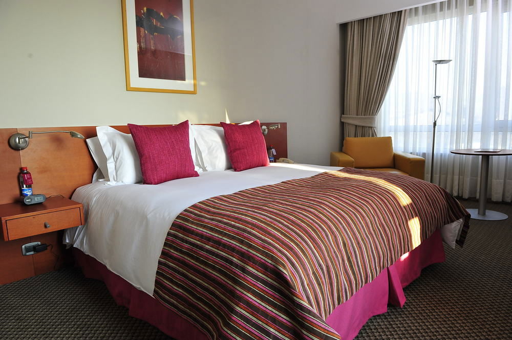 Radisson Ciudad Empresarial Santiago