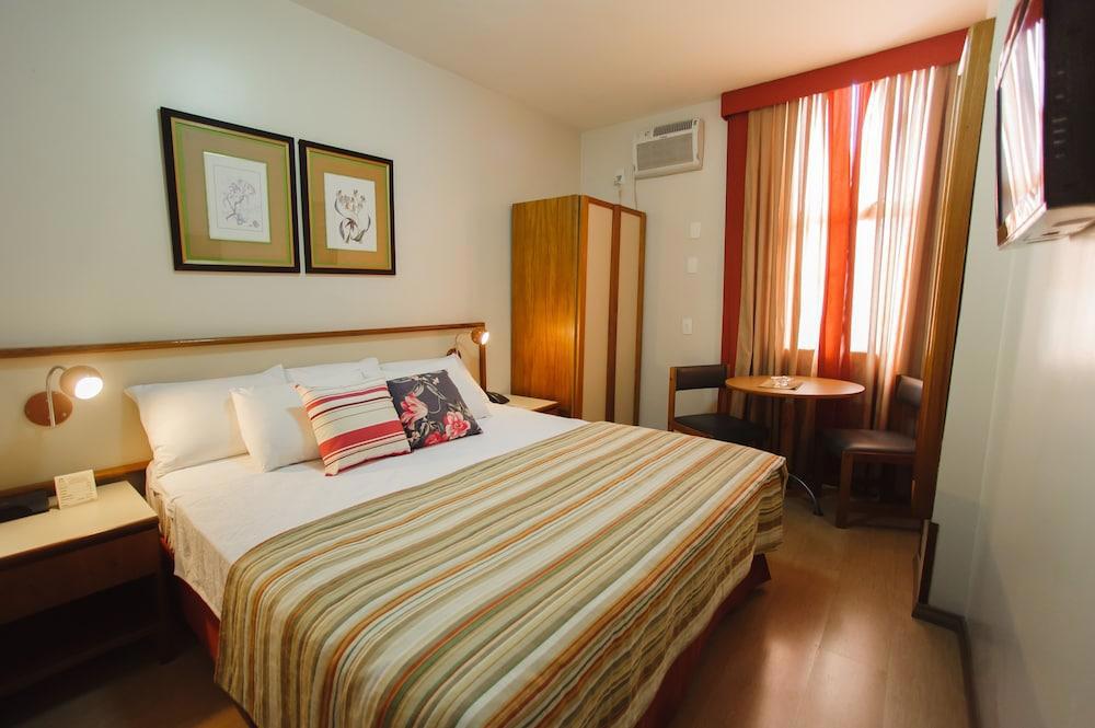 Cesar Inn