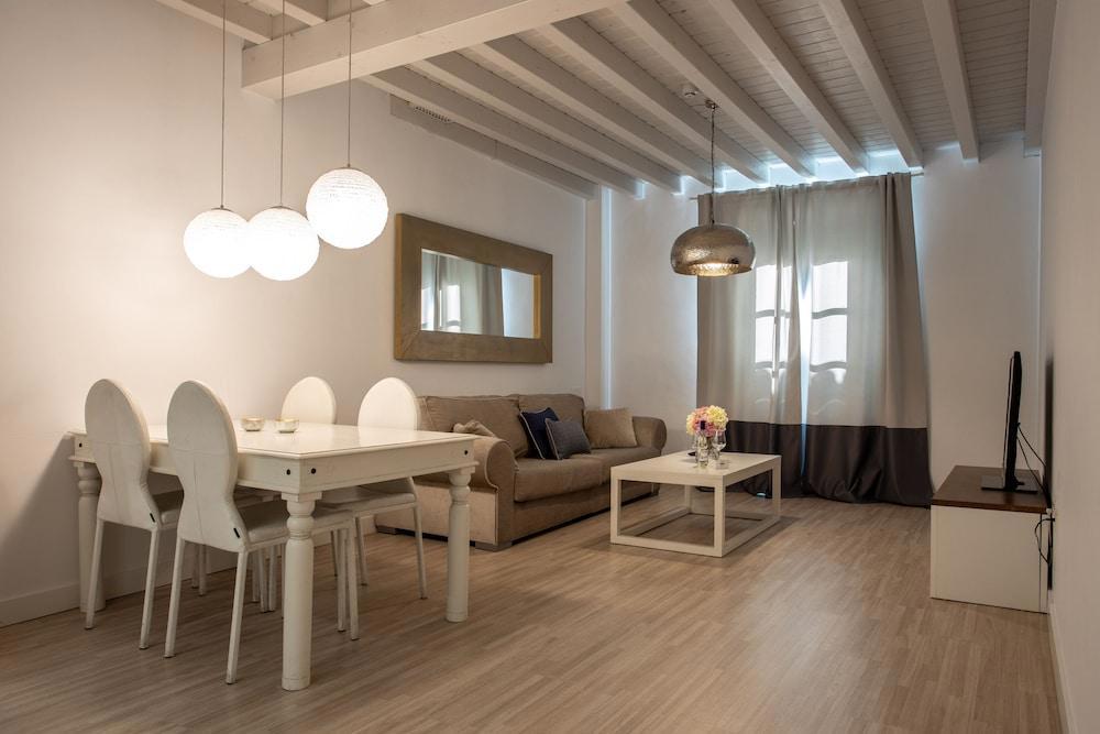 Bibo Suites Palacio Cabrera Lillo