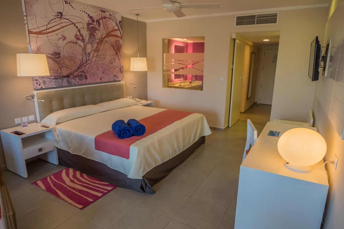 Gran Muthu Imperial Hotel - Adults Only