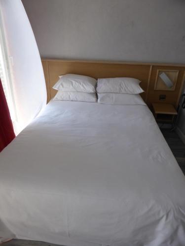 Hotel De Paris Saint Georges