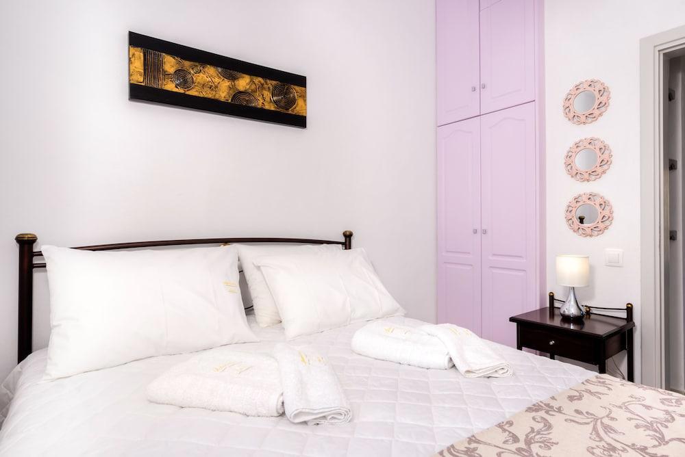 Aspalathos Suites