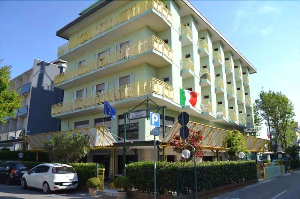 Hotel Sidney